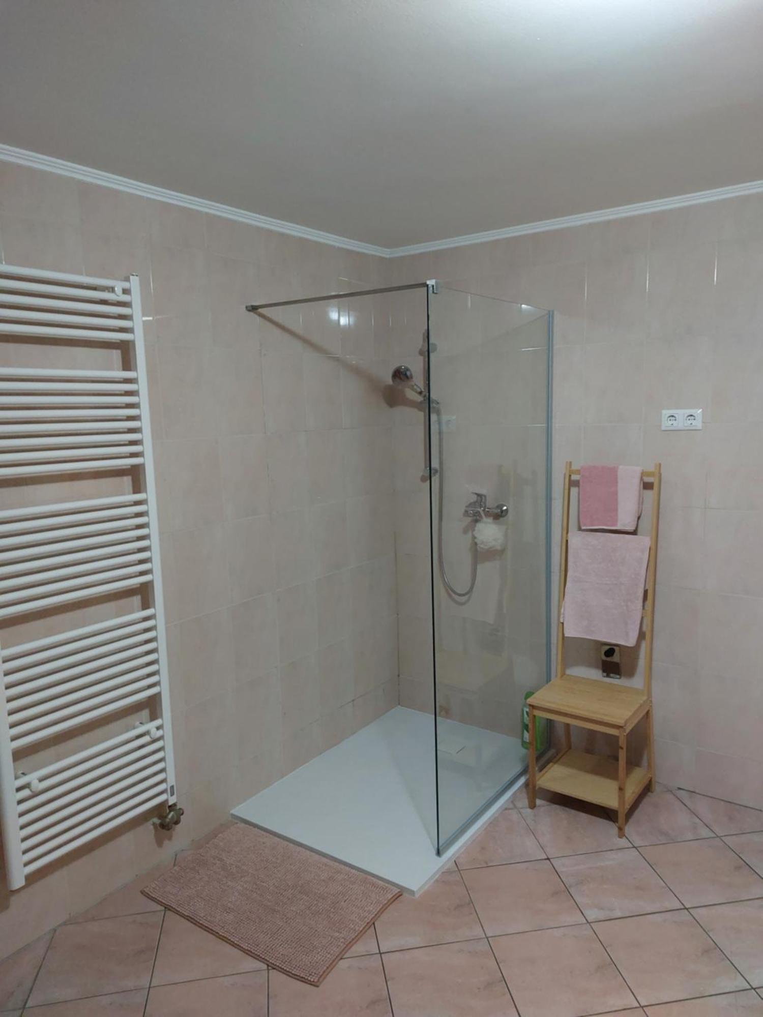 Apartma Sandi Sentilj Exteriör bild